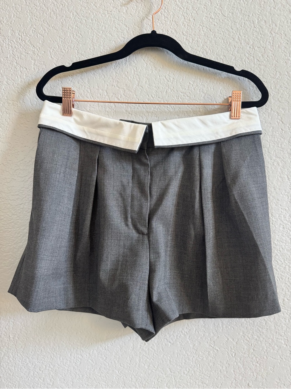 Aritzia Gray Tailored Bermuda Shorts with White Fold Over Waistband